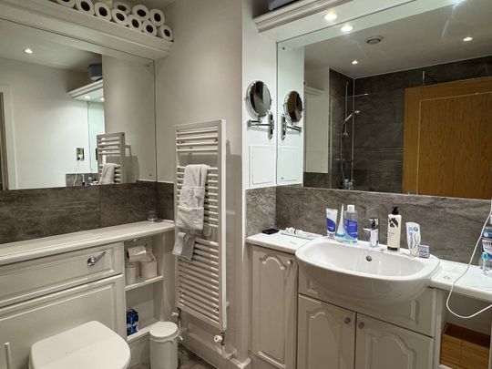 1 Bed Flat, Globe View, EC4V - Photo 1