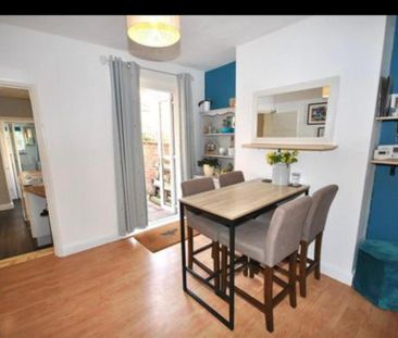 3 bedroom terraced house to rent - Photo 4
