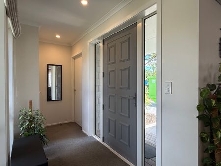 Modern living, country location! - Photo 5