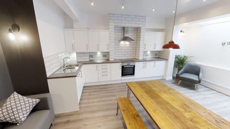 Double en-suite- Close to Employers - Photo 3