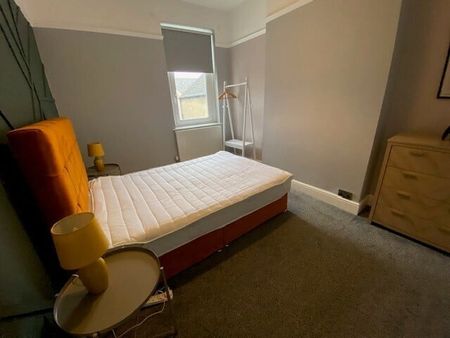 Donald Street - Photo 3