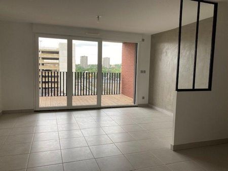 Appartement à louer - 3 pièces - 64 m² - Photo 2