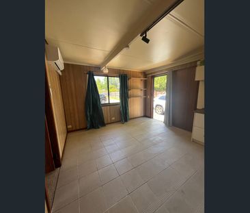 Neat & Low-Maintenance - Photo 1