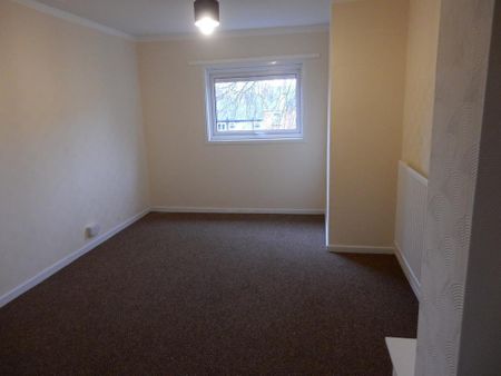 2 bedroom semi-detached house to rent - Photo 2