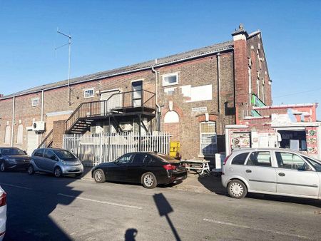 1 bedroom flat to rent - Photo 4