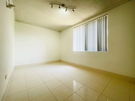 2 Bedroom unit on level 1 - Photo 1