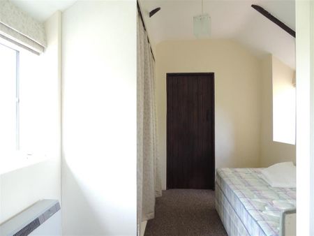 1 bedroom terraced bungalow to rent - Photo 2