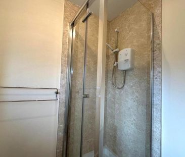 4 bedroom house to rent - Photo 2