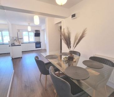 Apartament modern 3 camere 73mp, 2 balcoane, Piata Cipariu - Fotografie 6