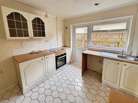 3 bedroom bungalow to rent - Photo 2