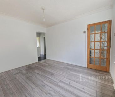 3 bedroom terraced house to rent - Photo 2