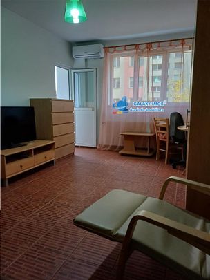 Inchiriere garsoniera bloc mixt ,2 min Dristor metrou - Photo 1