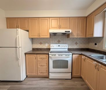 For Lease - 17 Debden Road, Markham, Ontario - Photo 3