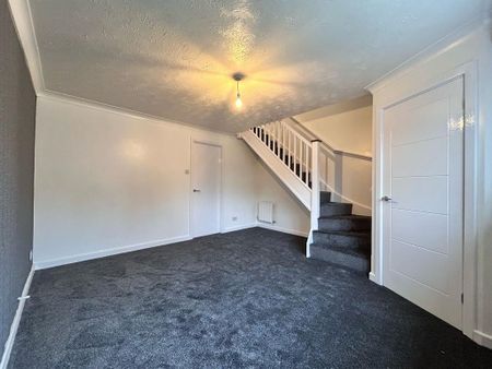 2 bedroom end of terrace house to rent - Photo 4