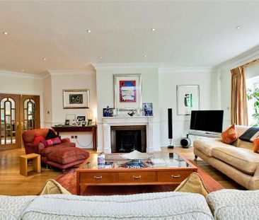 5 bedroom detached house to rent - Photo 2