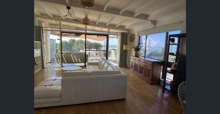 Furnished Apartment with Beach Views - Photo 5