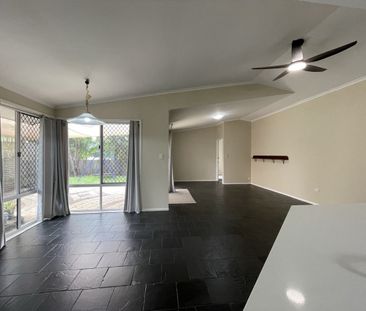 8 Maidstone Place, PARKWOOD - Photo 6