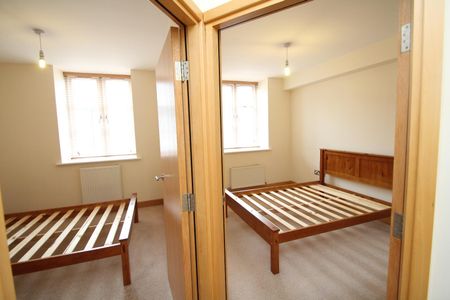 2 bedroom apartment to rent - Photo 5