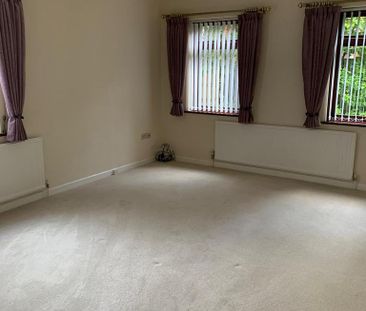 4 bedroom detached house to rent - Photo 3