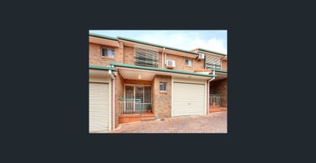 Perfectly Positioned, Easy Living! - Photo 5