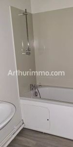 Location Appartement 4 pièces 59 m2 à Lons-le-Saunier - Photo 4