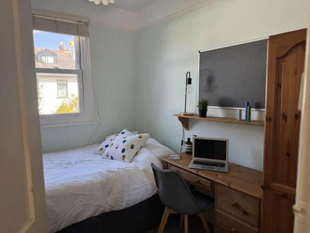 4 bedroom house to rent - Photo 3