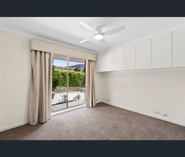 1/15 Henderson Road, Queanbeyan, NSW 2620 - Photo 1