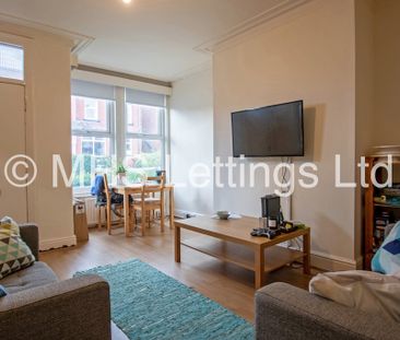 3 Bedroom Mid Terraced House for rent in Beechwood Mount - Photo 2