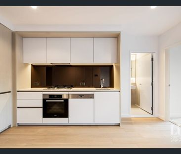 2 Separate Bedrooms Apartment at Melbourne Quarter - Photo 6