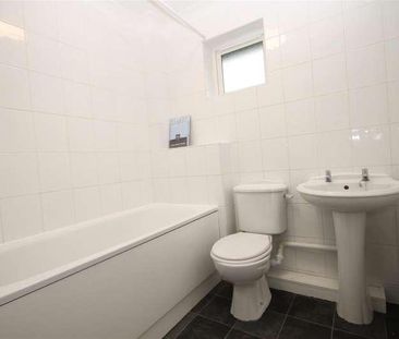 School Green Road, Freshwater, PO40 - Photo 6