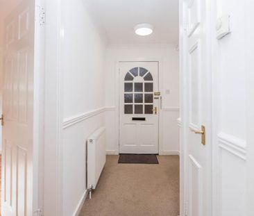 2 bedroom flat to rent - Photo 6
