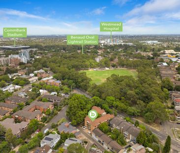 TWO BEDDER WITH THREE BALCONIES! - Photo 2