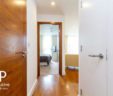 Cardiff, CF10 1BL - Photo 1