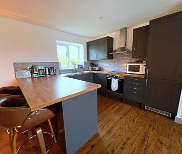 3 bedroom detached bungalow to rent - Photo 1