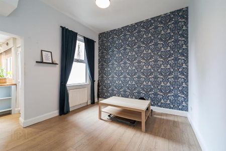 141 Parkgate Avenue, Belfast, BT4 1JD - Photo 3