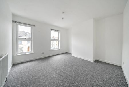 New Street, Cheltenham, Gloucestershire, GL50 - Photo 4