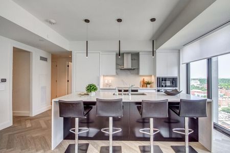 For Lease - 200 Cumberland Street Unit# 2602, Toronto, Ontario - Photo 4