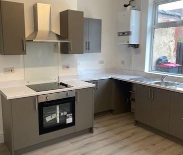 2 bedroom terraced house to rent - Photo 6