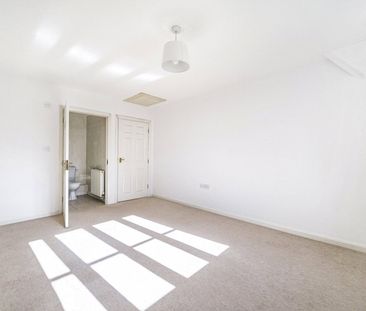 Fleming Way, Exeter, Devon, EX2 - Photo 3