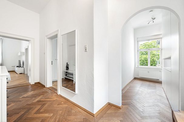 Charmante, helle 3-Zimmer-Altbauwohnung mit Balkon - Foto 1