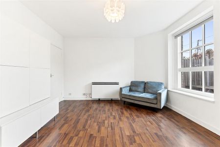 Studio to rent - Photo 3