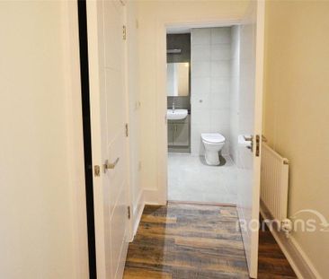 Studio to rent - Photo 6