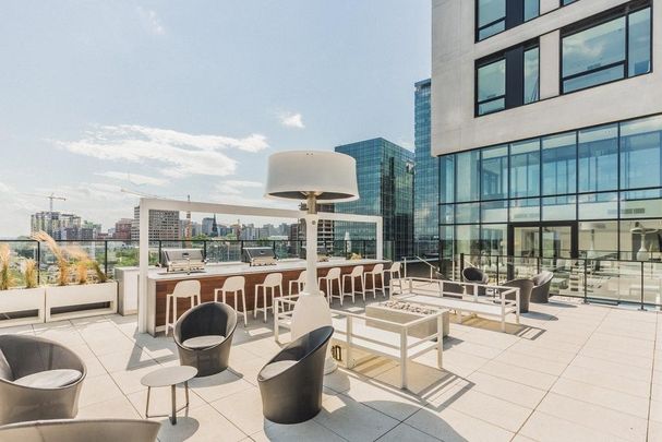 1288 Av. des Canadiens de Montréal, Montréal (Ville-Marie), QC H3B - Photo 1