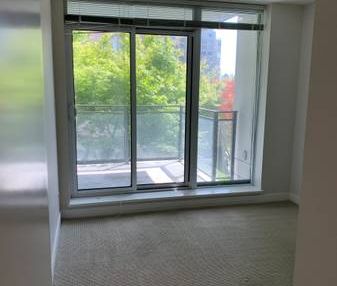 1 Bedroom + Den @ Richmond Centre - Photo 2