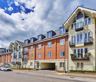 Available part-furnished from 05/12/2025 - Photo 1