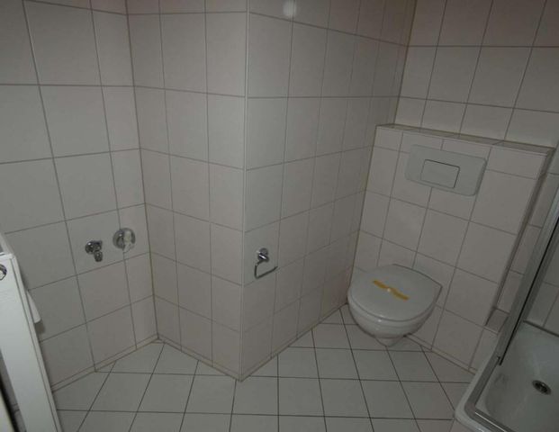 Single Wohnung mit Einbauküche in der Bahnhofsvorstadt - Photo 1