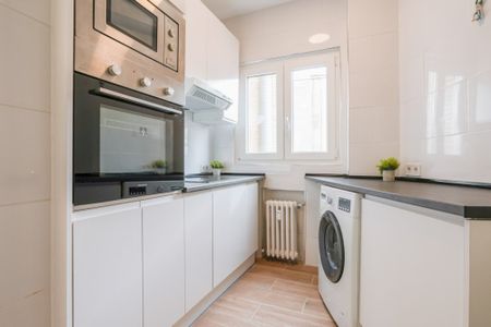 Beautiful room in Plaza España with private bathroom - Photo 5