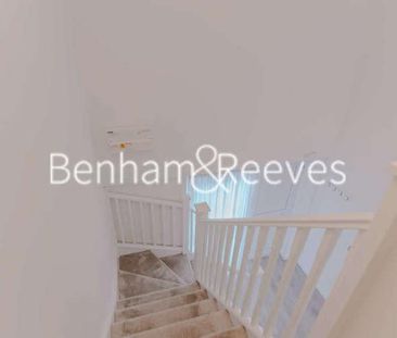 Vista Building, Woolwich High Street, SE18 - Photo 1