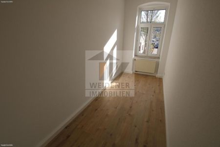 Sie suchen etwas Modernes? 2-Raum Wohnung mit neuer Einbauküche und neuem Boden! - Foto 2