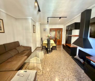 Piso de alquiler en Carrer de Montellano, San Ramón - Monte de Piedad - Photo 3